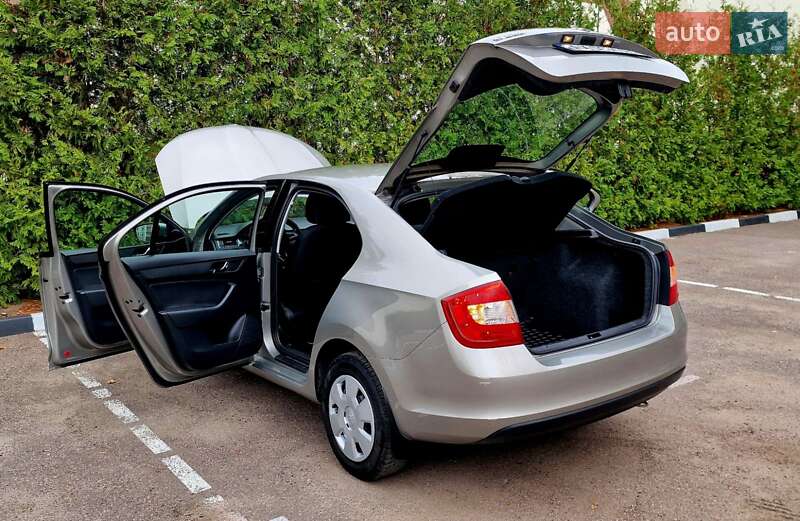 Лифтбек Skoda Rapid 2013 в Песочине