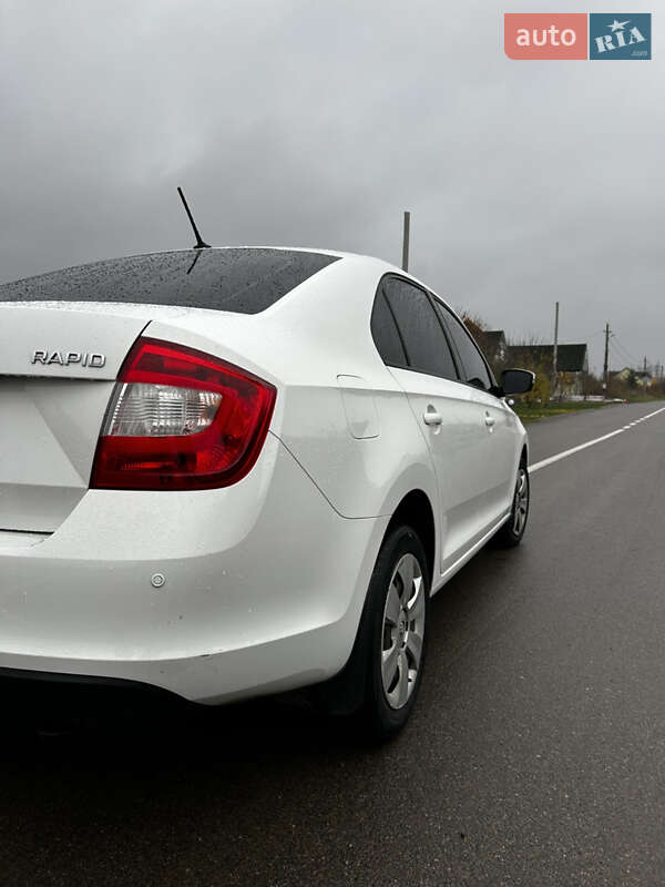 Лифтбек Skoda Rapid 2016 в Киеве