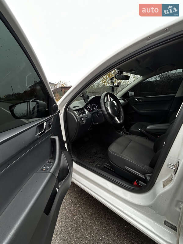 Лифтбек Skoda Rapid 2016 в Киеве