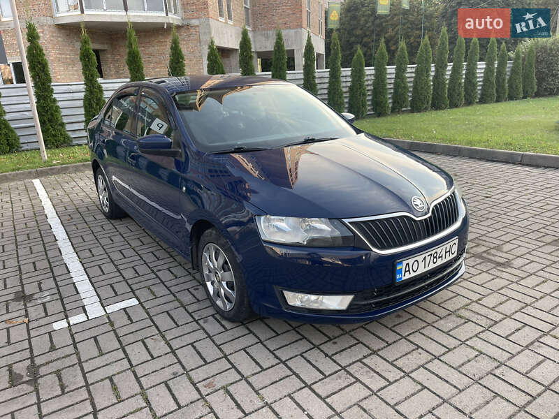 Лифтбек Skoda Rapid 2015 в Луцке