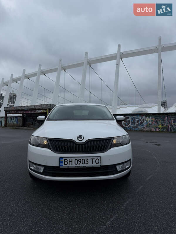 Лифтбек Skoda Rapid 2014 в Киеве фото 3 Лифтбек Skoda Rapid 2014 в Киеве