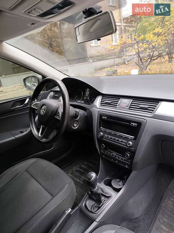 Хэтчбек Skoda Rapid 2014 в Киеве