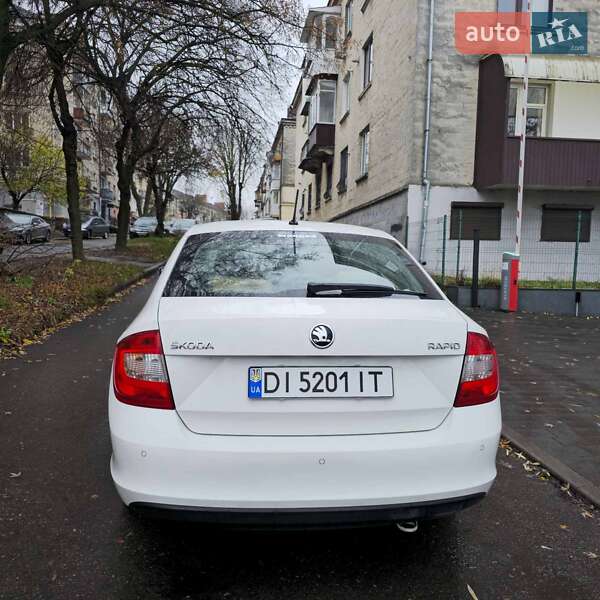 Ліфтбек Skoda Rapid 2015 в Тернополі
