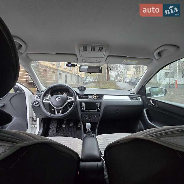 Ліфтбек Skoda Rapid 2015 в Тернополі