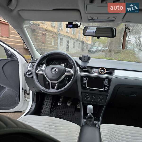 Ліфтбек Skoda Rapid 2015 в Тернополі