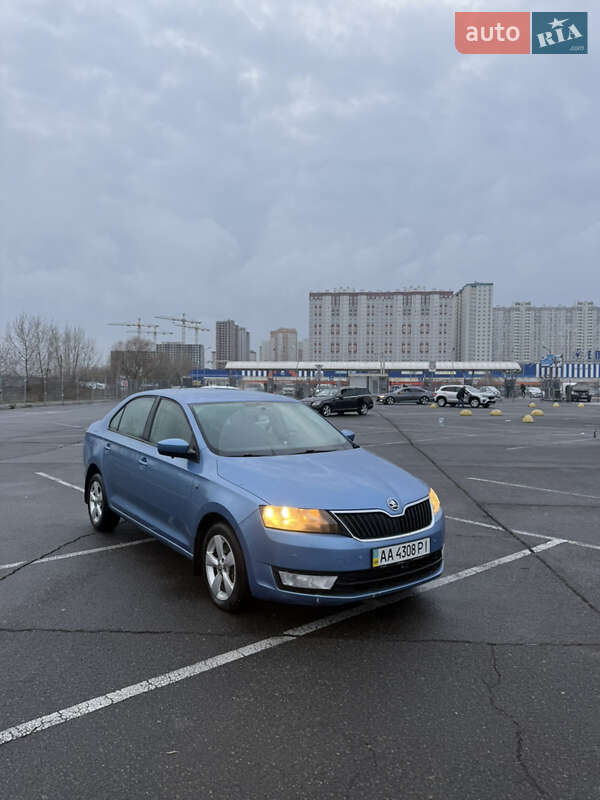 Лифтбек Skoda Rapid 2013 в Киеве фото 11 Лифтбек Skoda Rapid 2013 в Киеве