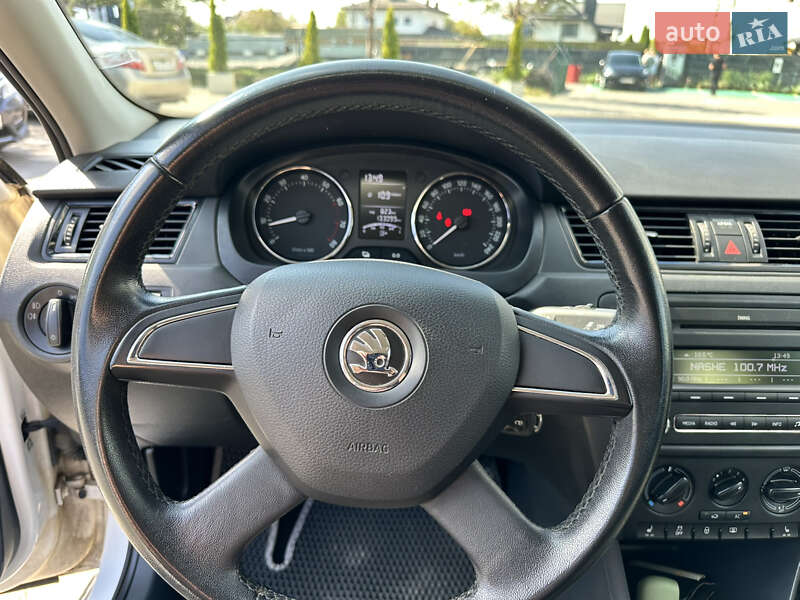 Лифтбек Skoda Rapid 2013 в Ровно