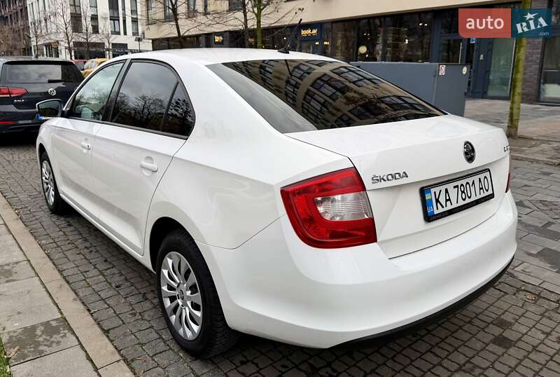 Лифтбек Skoda Rapid 2016 в Киеве