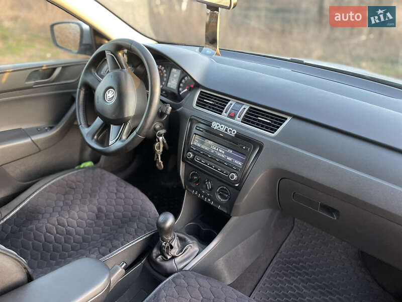 Лифтбек Skoda Rapid 2014 в Днепре