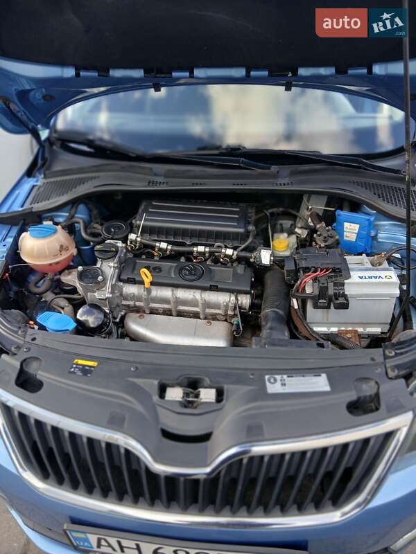 Лифтбек Skoda Rapid 2014 в Днепре