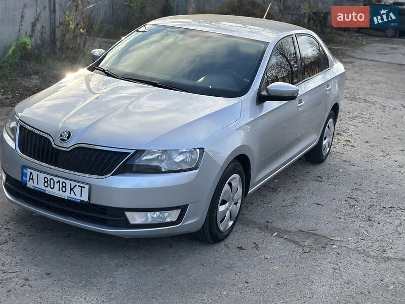Лифтбек Skoda Rapid 2016 в Киеве фото Лифтбек Skoda Rapid 2016 в Киеве