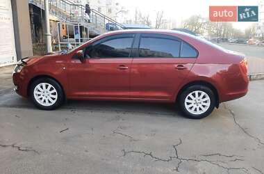 Лифтбек Skoda Rapid 2013 в Киеве