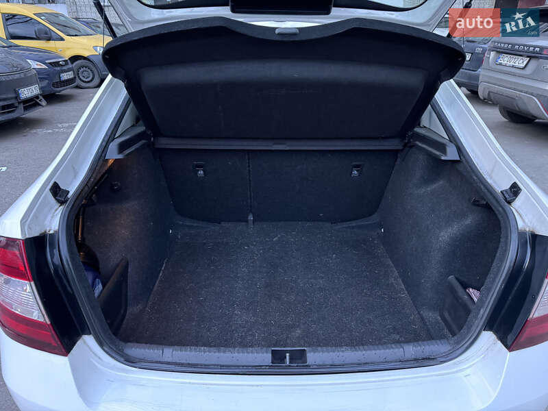 Хэтчбек Skoda Rapid 2018 в Львове