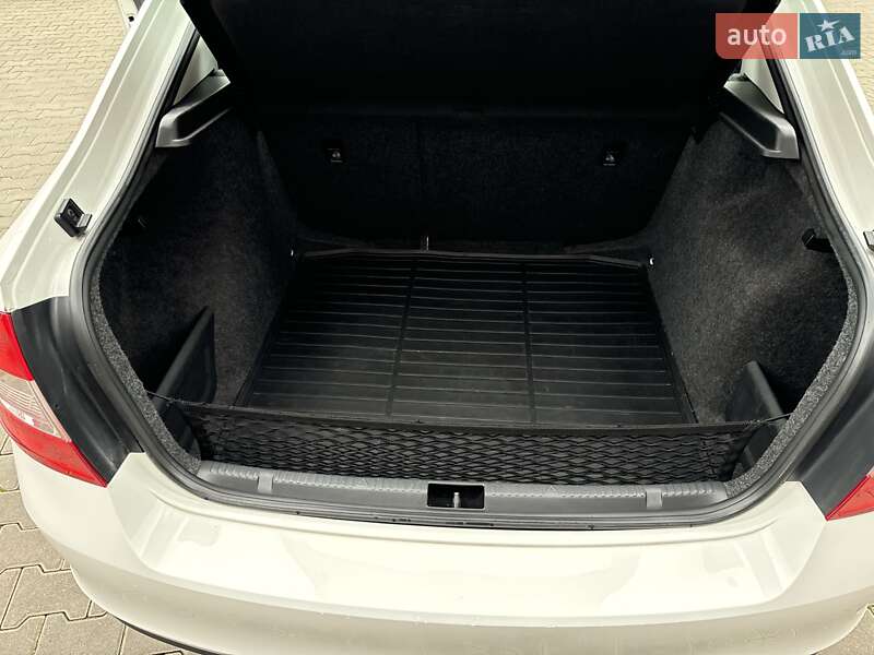 Лифтбек Skoda Rapid 2013 в Белой Церкви фото 20 Лифтбек Skoda Rapid 2013 в Белой Церкви