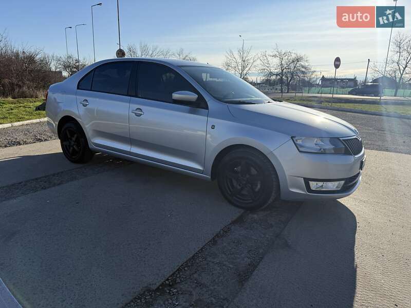 Ліфтбек Skoda Rapid 2012 в Ужгороді