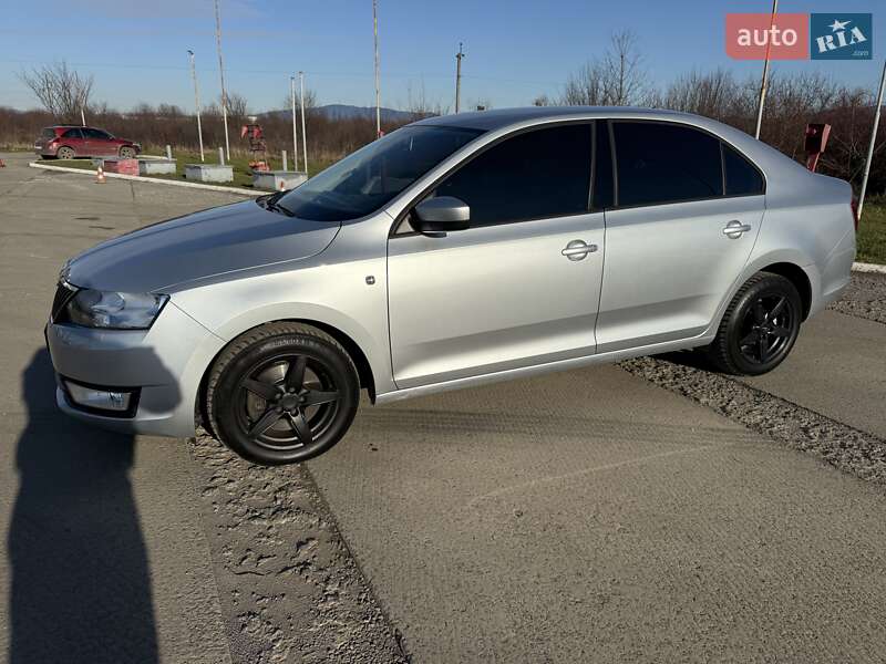 Ліфтбек Skoda Rapid 2012 в Ужгороді