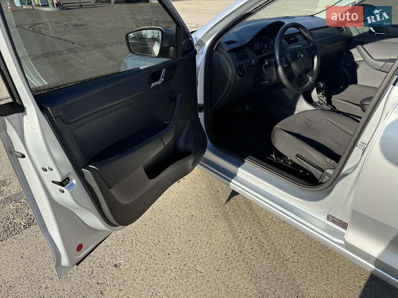 Ліфтбек Skoda Rapid 2012 в Ужгороді