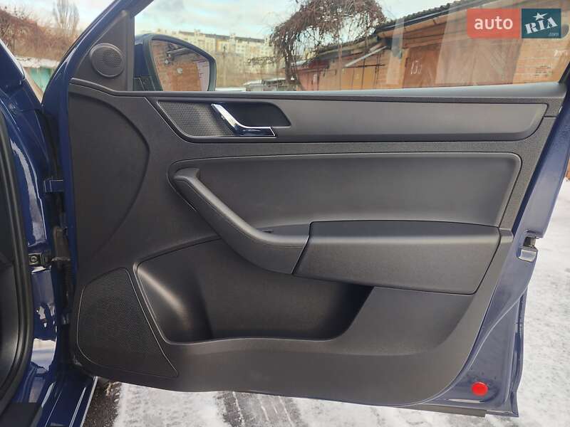 Хетчбек Skoda Rapid 2015 в Вінниці