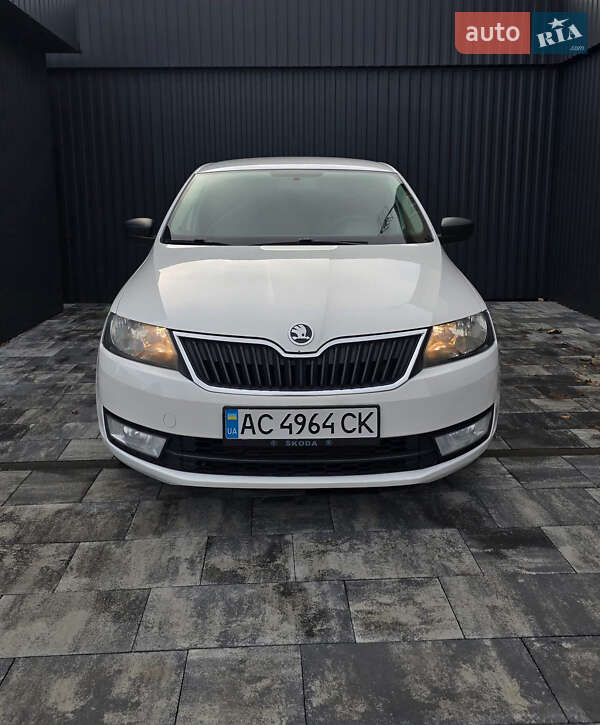 Skoda Rapid 2015