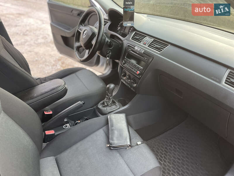 Ліфтбек Skoda Rapid 2014 в Кам'янському