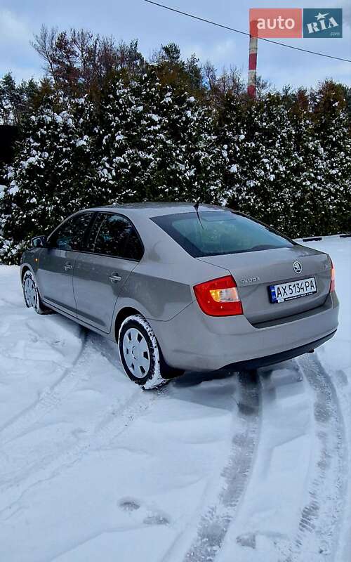 Лифтбек Skoda Rapid 2013 в Песочине