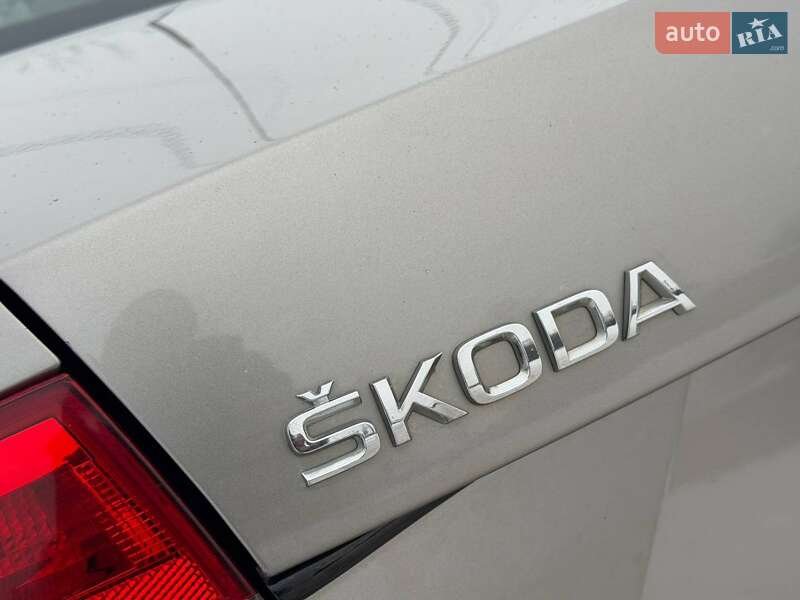 Лифтбек Skoda Rapid 2013 в Ахтырке фото 15 Лифтбек Skoda Rapid 2013 в Ахтырке