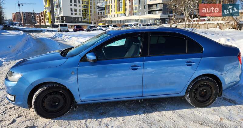 Лифтбек Skoda Rapid 2013 в Тернополе