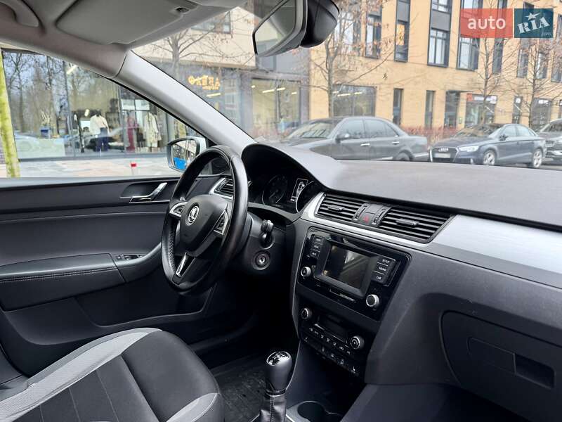 Лифтбек Skoda Rapid 2016 в Киеве