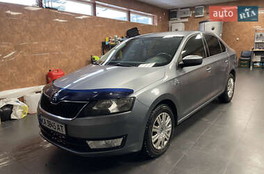 Лифтбек Skoda Rapid 2013 в Киеве