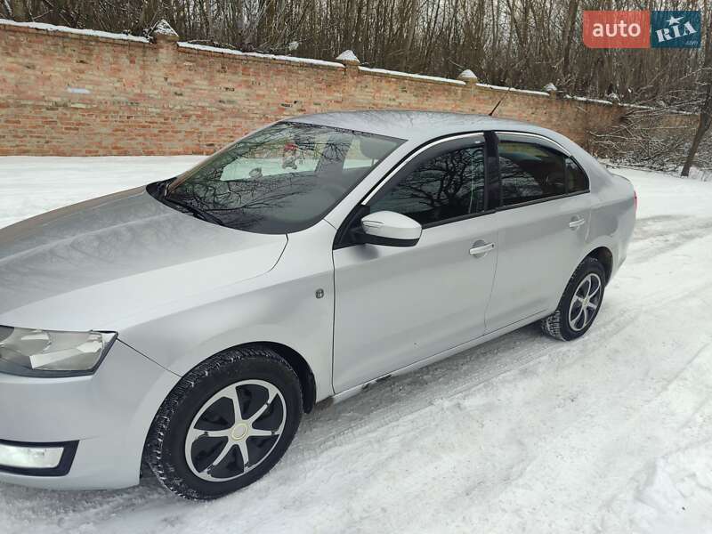 Лифтбек Skoda Rapid 2013 в Умани фото 3 Лифтбек Skoda Rapid 2013 в Умани