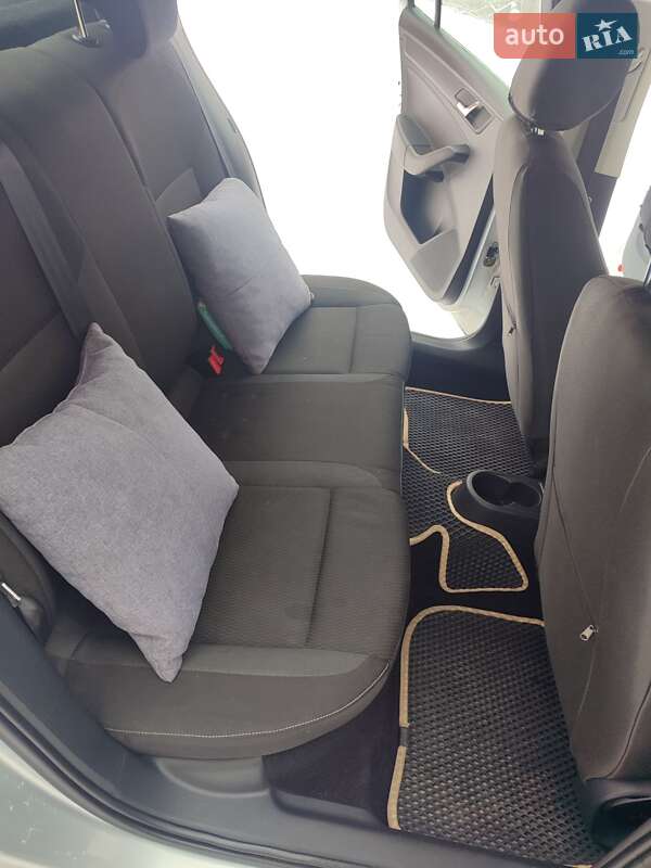 Лифтбек Skoda Rapid 2013 в Умани фото 16 Лифтбек Skoda Rapid 2013 в Умани