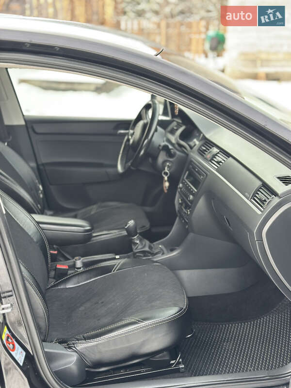 Лифтбек Skoda Rapid 2013 в Яремче фото 6 Лифтбек Skoda Rapid 2013 в Яремче