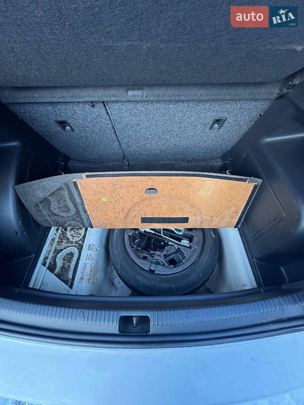 Хетчбек Skoda Rapid 2015 в Гадячі