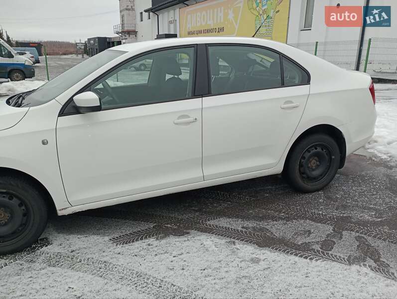 Лифтбек Skoda Rapid 2014 в Виннице