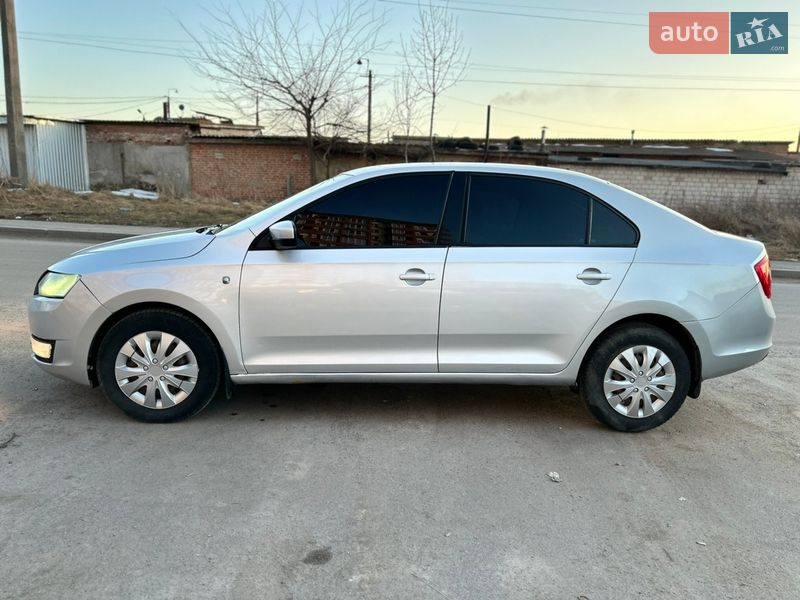 Лифтбек Skoda Rapid 2013 в Виннице