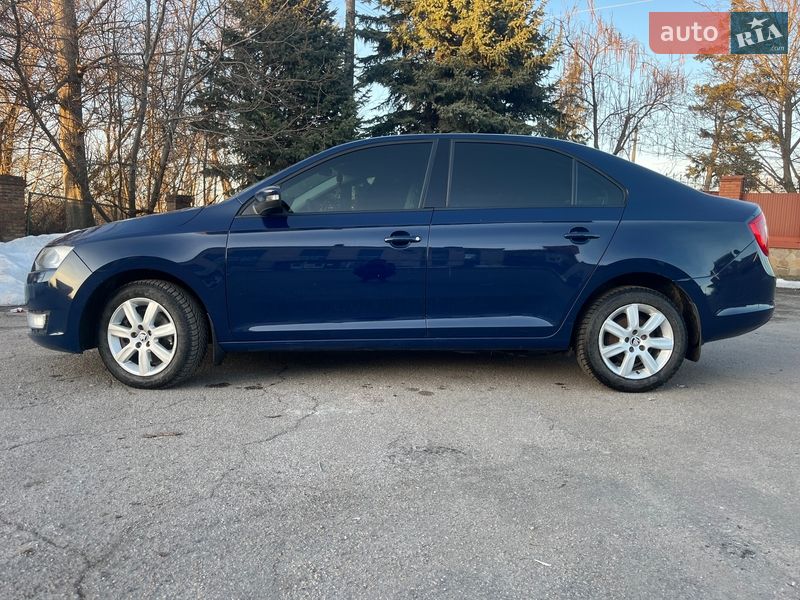 Лифтбек Skoda Rapid 2015 в Киеве