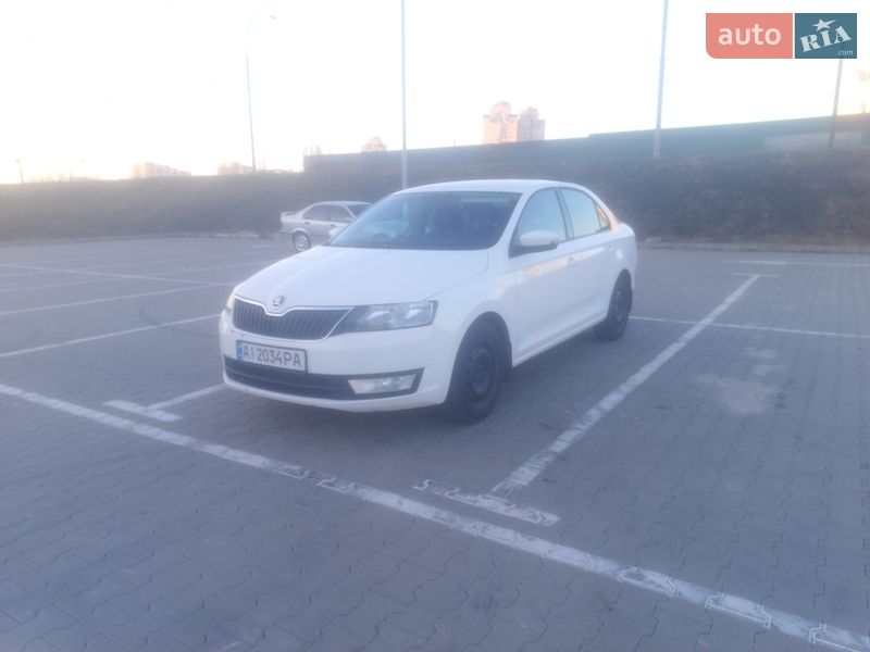 Лифтбек Skoda Rapid 2016 в Киеве фото Лифтбек Skoda Rapid 2016 в Киеве