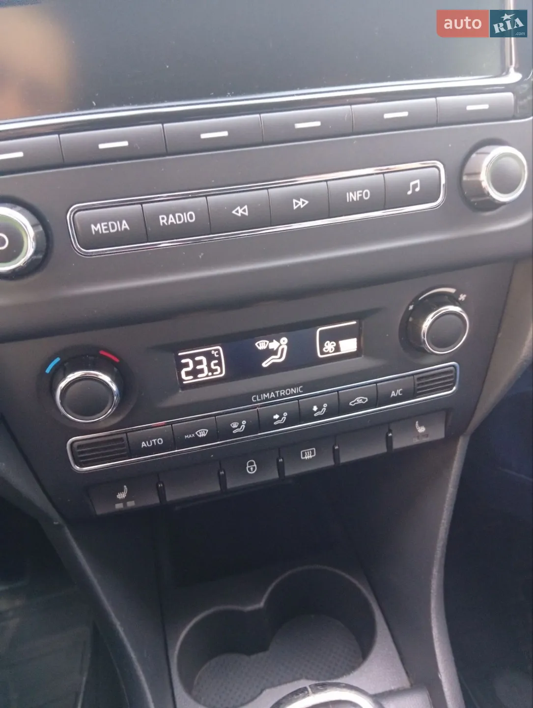 2015 Skoda Rapid - мініатюра 20