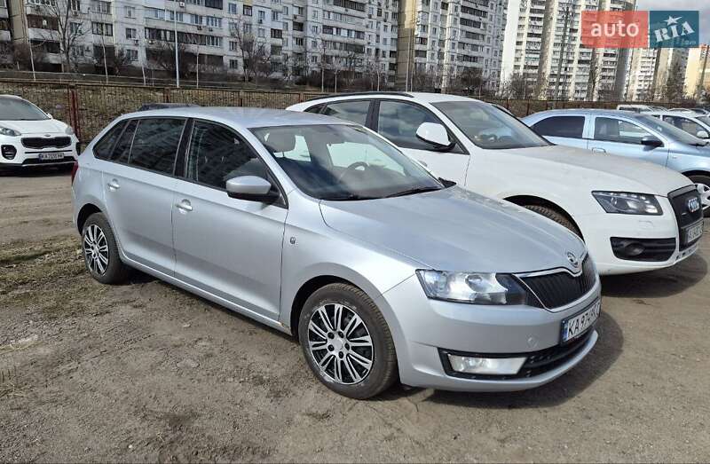 Хэтчбек Skoda Rapid 2014 в Киеве