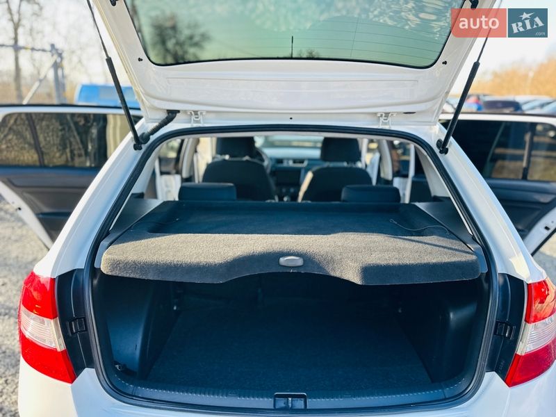 Хетчбек Skoda Rapid 2015 в Іршаві фото 29 Хетчбек Skoda Rapid 2015 в Іршаві