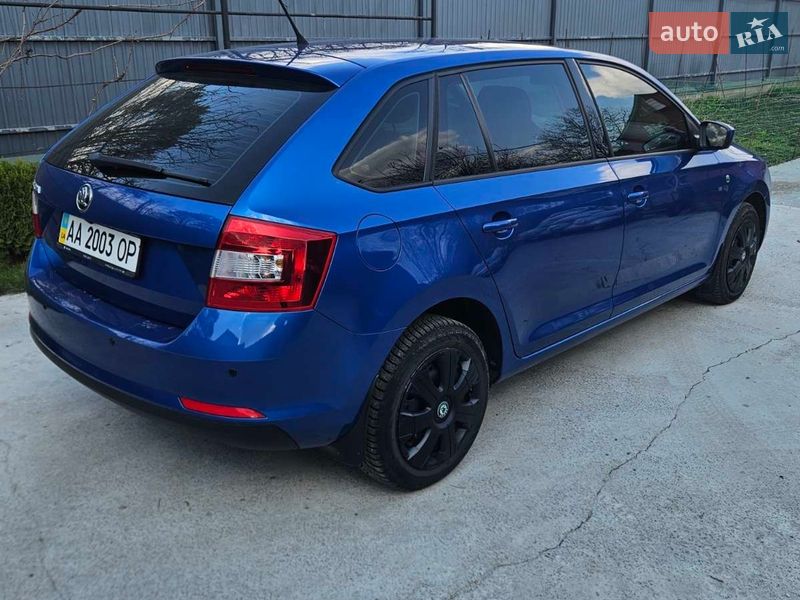 Хэтчбек Skoda Rapid 2014 в Киеве