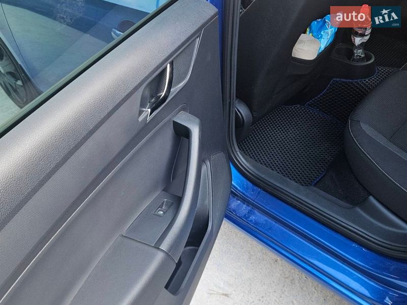 Хэтчбек Skoda Rapid 2014 в Киеве