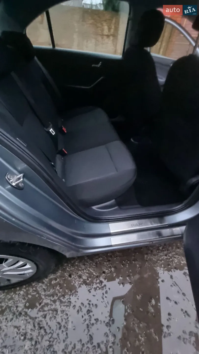 2013 Skoda Rapid - мініатюра 15