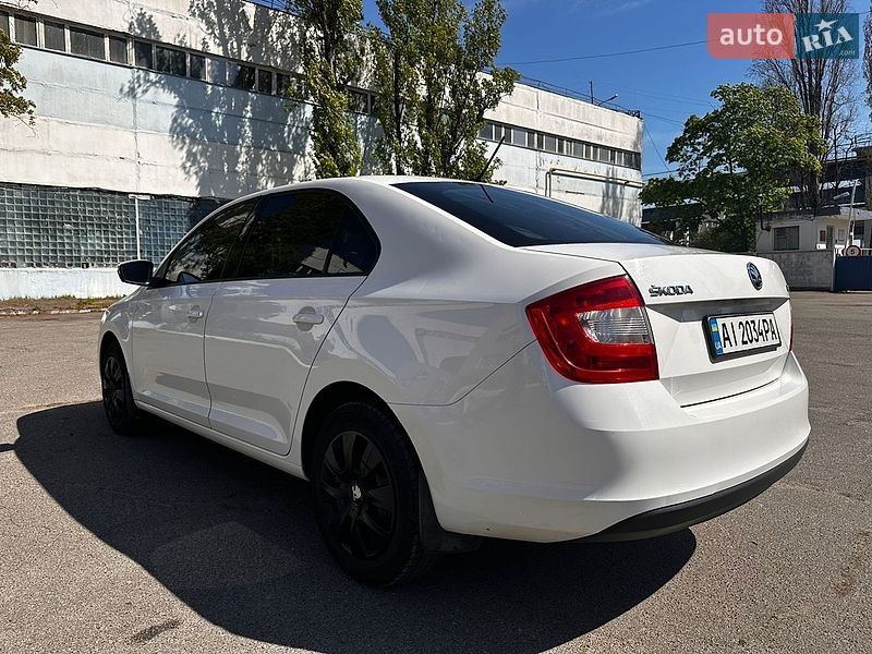 Хэтчбек Skoda Rapid 2016 в Киеве