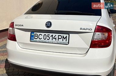 Лифтбек Skoda Rapid 2016 в Новояворовске