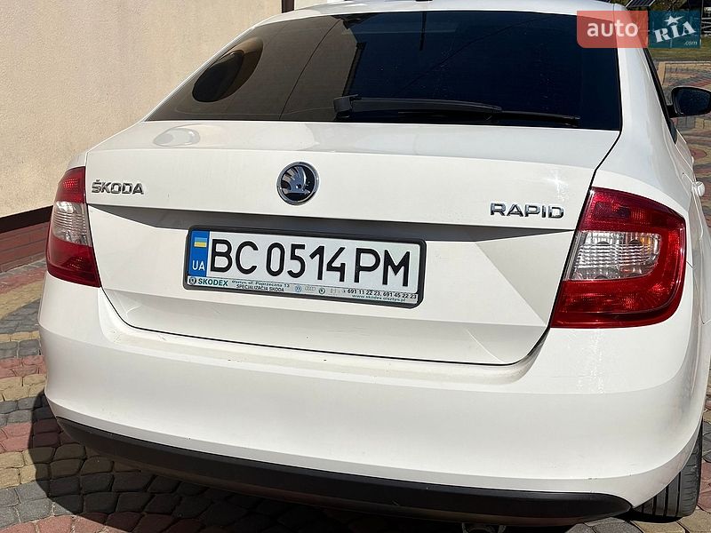 Лифтбек Skoda Rapid 2016 в Новояворовске