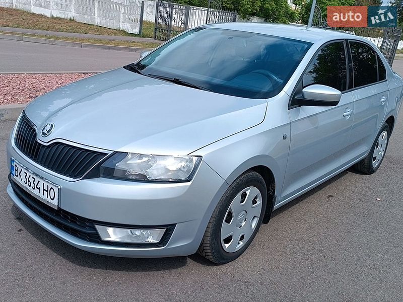 Лифтбек Skoda Rapid 2013 в Сарнах
