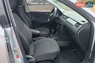 Лифтбек Skoda Rapid 2013 в Сарнах