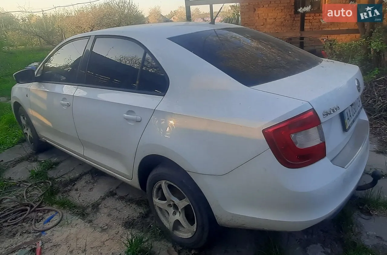 2013 Skoda Rapid - мініатюра 8