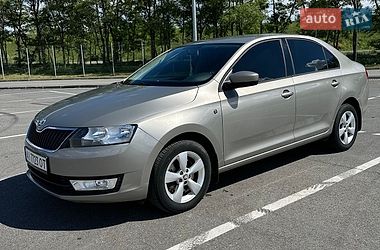 Хэтчбек Skoda Rapid 2013 в Днепре